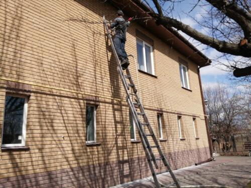 Утепление стен пеноизолом